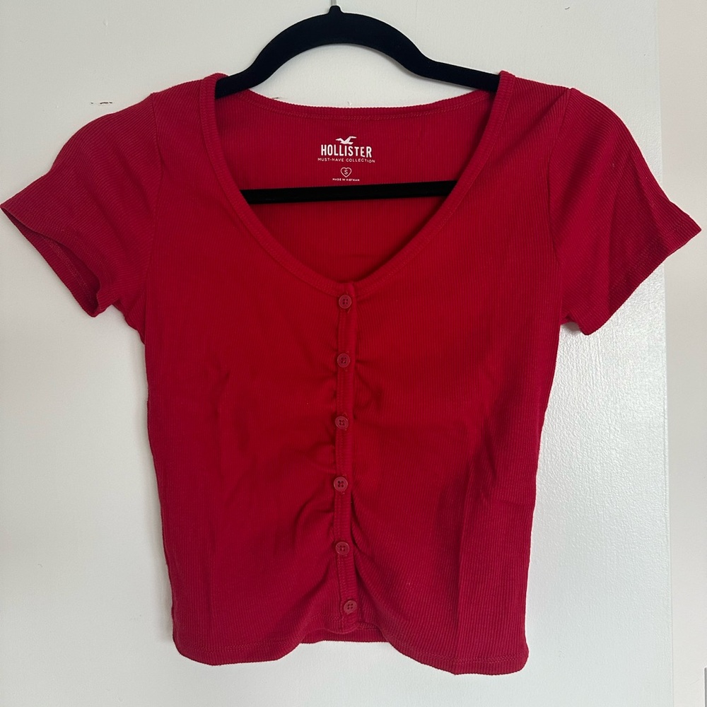 Red ribbed cropped holister top